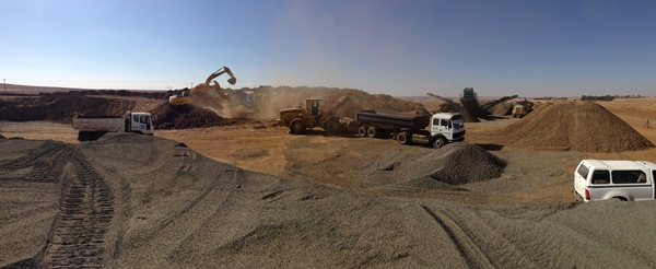 Crushing and Mining 4-3861.JPG